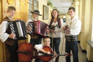 [Rozmiar: 41410 bajt�w]